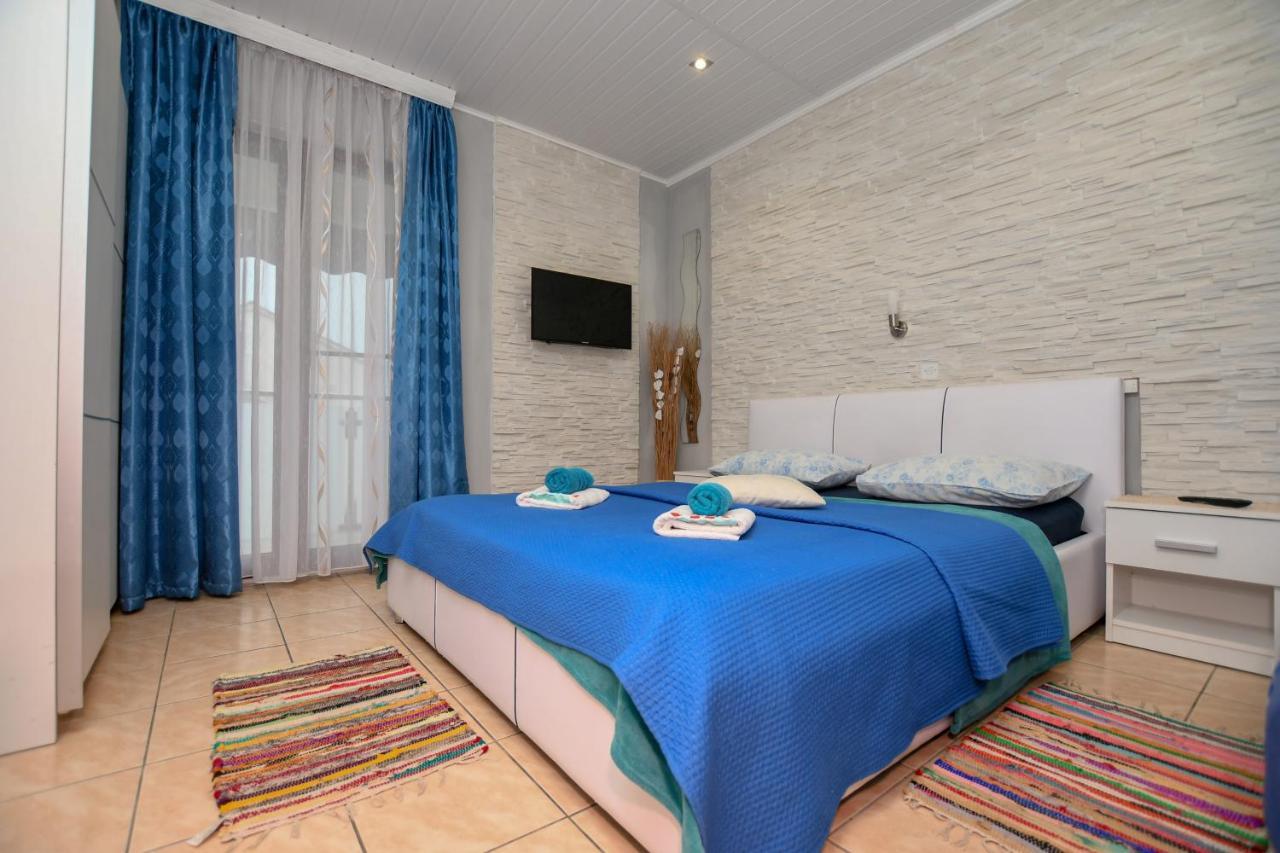 Apartment Camelia Porec Exterior photo